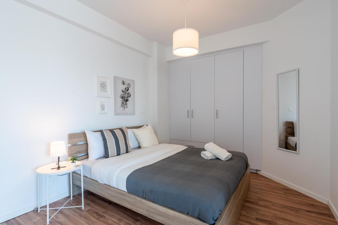 Livia Studio Apartment In Larnaca Luaran gambar